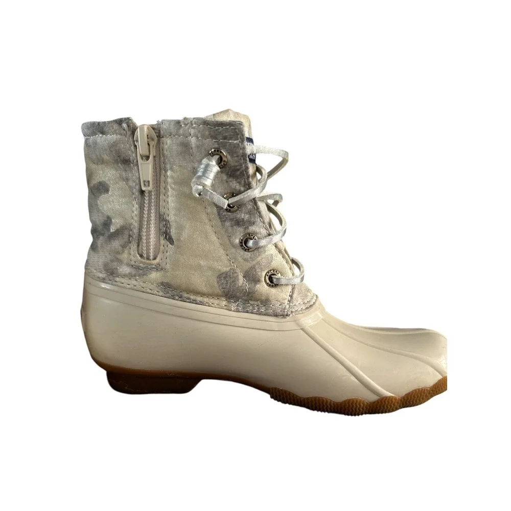 Sperry Kids Size 1M Metallic Camo Duck‎ Boots Lace Up Waterproof Shoes